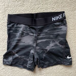 Nike Pro 3” Printed Training Shorts (Black/Grey)
